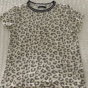 Abercrombie & Fitch Animal Print Tee Shirt Size Small Cotton Blend